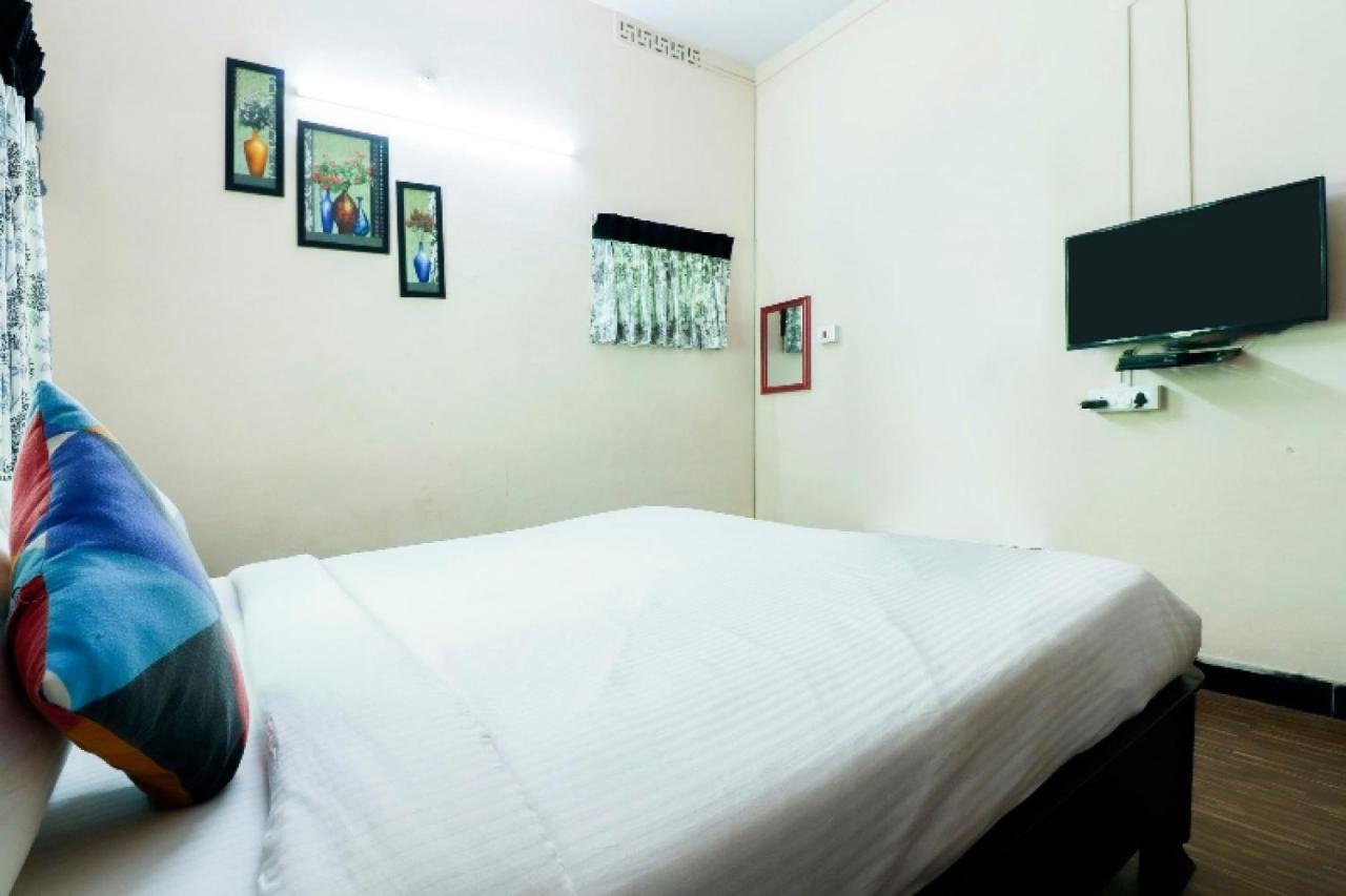 Hotel Prakrathi Residency Bangalore Esterno foto
